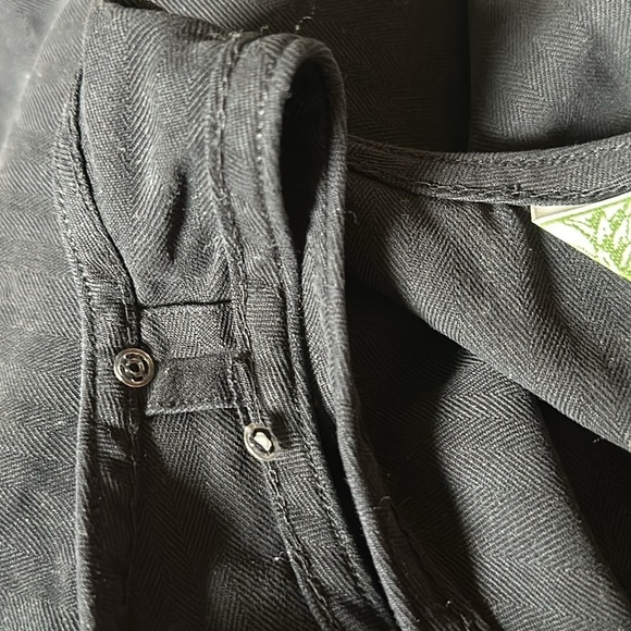 Vintage Tommy Bahama 100% Silk Black Tank Top - Picture 5 of 6